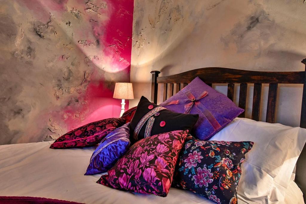 Iszis Guest House Bloemfontein Esterno foto